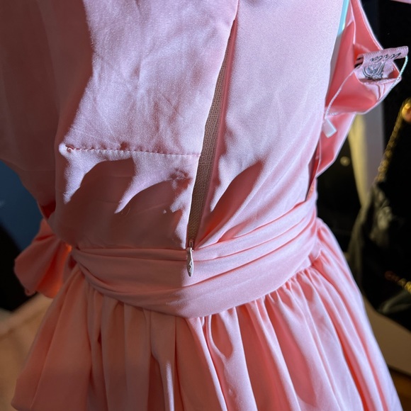 Chest 34-free/Waist 30/Hip free - Picture 2 of 4